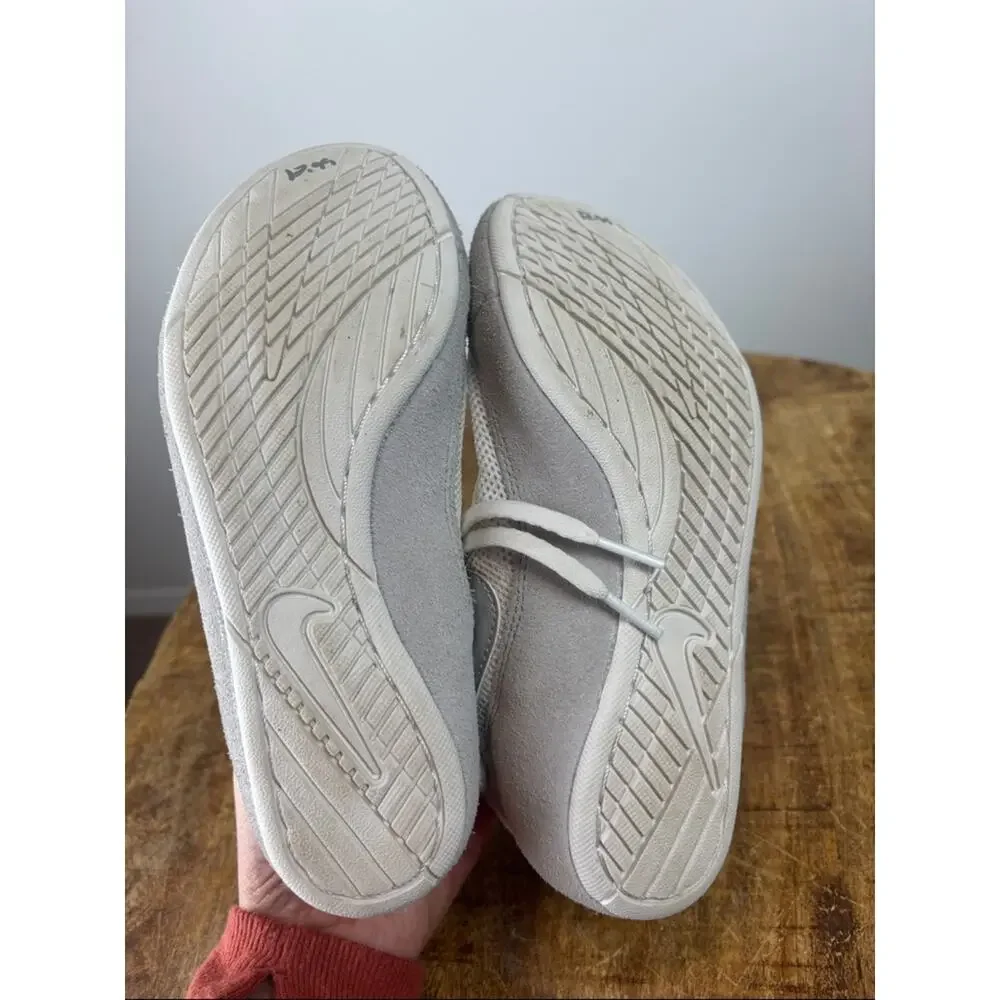 Nike Speedsweep VII GS Wrestling Shoes White Silver Youth Size 5Y